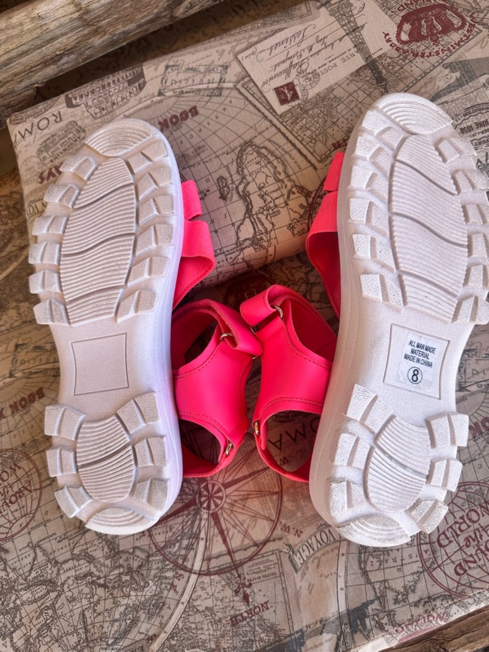 Soda Neon Pink Platform Sandals Size 8 | Chunky Sporty Y2K Barbiecore - Picture 7 of 7